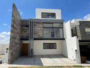 VENTA CASA SAN ANGEL 4 $4,950,000