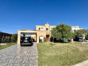 VENTA CASA SAN SEBASTIAN A LA LAGUNA 5 AMBIENTES EN 2...