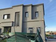 VENTA Casa Barrio Cerrado Santa Elisa Pilar del Este...