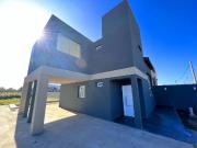 Venta casa sobre el lago en Tierra de sueños 3 de tres...
