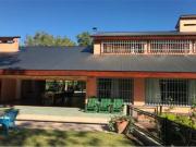 VENTA Casa 5 dormitorios, sobre la barranca Arroyo Seco