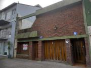 venta casa sobre lote de 8,66x 25,98. Bolivar 4671....