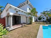 ACAPATZINGO CUERNAVACA CASA SOLA CON ALBERCA