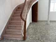 VENTA CASA SOLA PARA REMODELAR DE 3 NIVELES, COL MERCED...