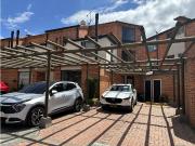 VENTA CASA TEJARES DEL NORTE, 135 MTS, 3 HAB, 3 BAÑOS, 2...