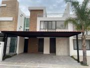 VENTA CASA TERRAZA Y ROOF GARDEN EN MORILLOTLA PUEBLA...