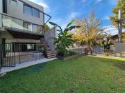 Venta Casa tipo Duplex 2 dormitorios con jardin y pileta...