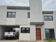 VENTA CASA TIPO DUPLEX 2 PLANTAS 3 DORMITORIOS