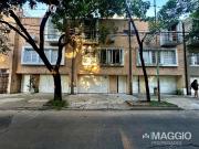 Venta Casa tipo Triplex en Villa Sarmiento