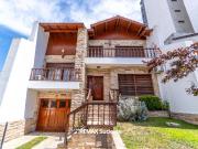 VENTA CASA TRADICIONAL EN EL CENTRO AMPLIO LOTE