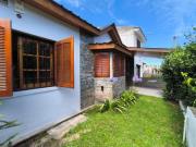 VENTA CASA TRES DORMITORIOS PARQUE JORGE NEWBERY