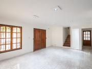 VENTA CASA TRES DORMITORIOS ZONA SUR APTA CREDITO