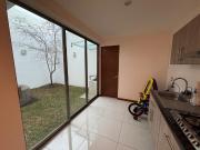 Venta casa tres niveles en altozano 4 recamaras area de...