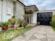 Venta Casa unifamiliar en Las Condes, a pasos de Av....