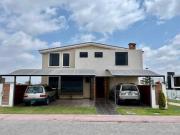 VENTA CASA URB. EL CORTIJO, CERRO COLORADO