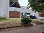 VENTA CASA URCA 3 DORMITORIOS + DEPTO ARRIBA