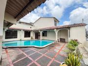 VENTA CASA URDENOR 2 CON PISCINA Y AMPLIOS ESPACIOS