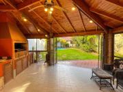 Venta Casa V. Parque 6 amb Gran Jardín. 2 cocheras