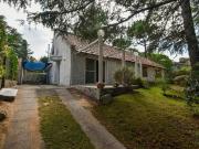 VENTA CASA VILLA GESELL 3 DORMITORIOS PATIO JARDIN