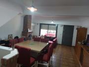 Venta casa y dos departamentos en Villa Ballester