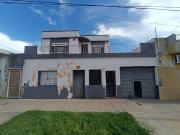 VENTA CASA Y PH 3 AMB COCHERA CASEROS INVERSOR