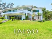 Venta Casa y Terreno con Piscina 1850 m2, Moderna, De...