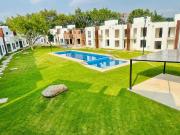 VENTA CASAS NUEVAS EN CONDOMINIO ALBERCA Y SEGURIDAD...