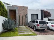 VENTA CASAS QUERETARO JURIQUILLA DE UNA PLANTA EN LOMAS...