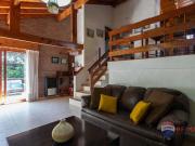 VENTA CHALET 4 AMB CON AMPLIO JARDIN EN B5 PINAMAR