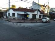 VENTA CHALET 4 AMB. CON DEPENDENCIA Y PATIO UBICADO EN...