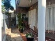 VENTA CHALET 4 AMBIENTES EN CASTELAR *APTO CREDITO