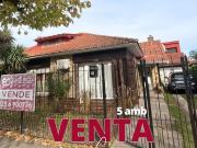 VENTA Chalet 5 amb terreno 645m2 zona Güemes