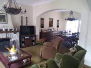 Venta Chalet 5 ambientes Av Paso 2600