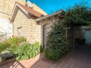 Venta Chalet a Refaccionar Zona Comercial Puerto