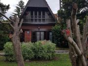 Venta chalet Alpino con garage y quincho