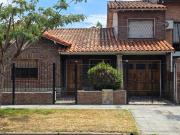 VENTA CHALET CARAPACHAY 3 DORM 2 BAÑOS QUINCHO