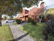 VENTA CHALET DE CATEGORIA. BARRIO PINOS DE ANCHORENA