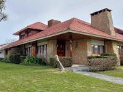 Venta Chalet de cinco ambientes. Barrio Constitución