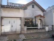 Venta Ciudadela Casa Chalet 4 ambientes Lote Terreno libre