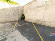 VENTA COCHERA EN PARQUE CHAS EN PLANTA BAJA