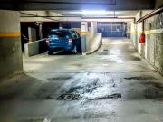 VENTA COCHERA GRANDE CERCA DEL SHOPPING CABALLITO