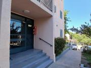 VENTA COMPLEJO CERRADO DEPARTAMENTO 2 DORM SEG COCHERA...