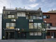 Venta con RENTA, PH con balcon y terraza