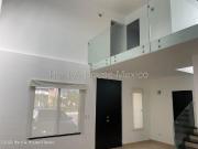 VENTA Cumbres del Lago. Casa con 4 recámaras, sala de...