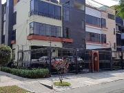 VENTA D DEPARTAMENTO EN LA MOLINA, SEUNDO PISO, TRES...