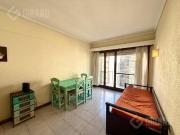 venta de 2 amb a la calle con balcon, zona Plaza Colon