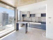 Venta de 2 amb con cochera en barrio Chauvin, escritura...