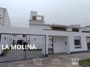 Venta de Casa Remodelada en Condominio – La Molina...