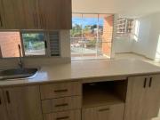 VENTA DE AGRADABLE APARTAMENTO DE 64 Mt2, EN 2° PISO,...