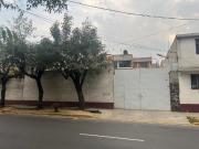 Venta de Amplia Casa con Terreno en Xochimilco